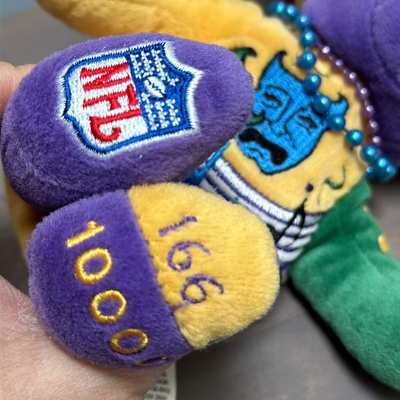 RARE Collection - NFL THE JESTER Super Bowl Clown Bear TEAM BEANS AUTHENTIC - Picture 12 of 13
